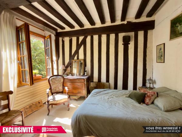 EXCLUSIVITÉ - Rugles - Bâtisse XIX de 226 m² - Centre-bourg, au calme, en bord de Risle