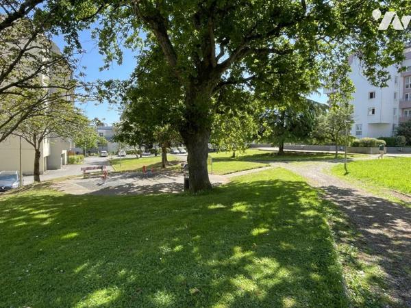 LORIENT - LANVEUR - T4 avec ASCENSEUR - GARAGE