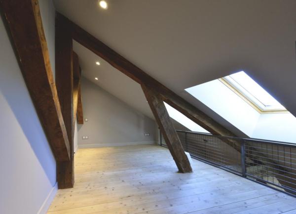 APPARTEMENT T2 A LOUER A ROANNE - PLACE DU MARCHE