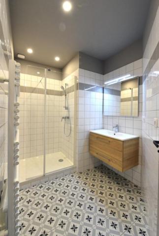APPARTEMENT T2 A LOUER A ROANNE - PLACE DU MARCHE