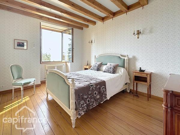 Propriété 12 pièces proche de THOUARS (79) un lieu d’exception.