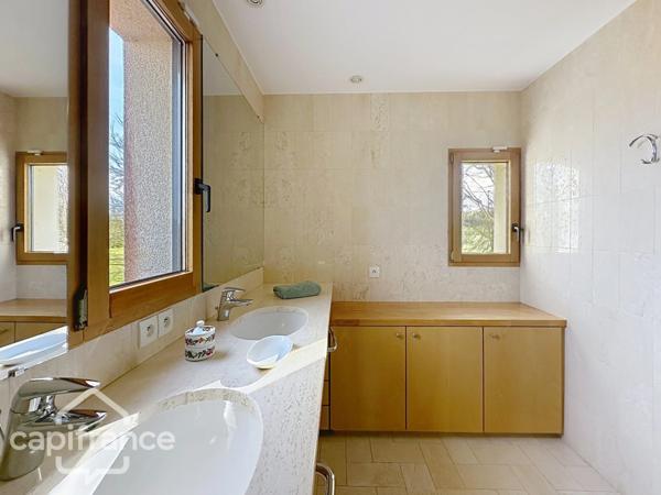 Propriété 12 pièces proche de THOUARS (79) un lieu d’exception.