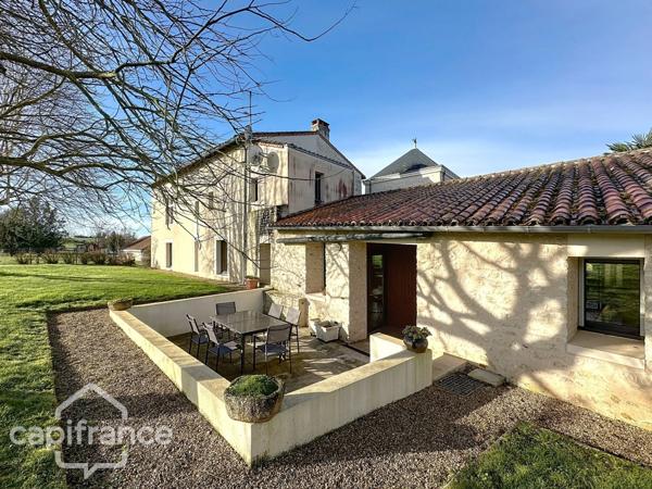 Propriété 12 pièces proche de THOUARS (79) un lieu d’exception.