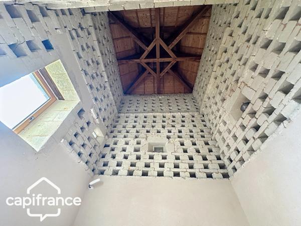 Propriété 12 pièces proche de THOUARS (79) un lieu d’exception.