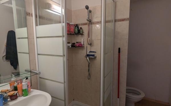 Appartement à vendre    1 pièce • 24 m2 Marseille 5