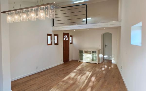 Maison à louer    3 pièces •  Cagnes-sur-Mer