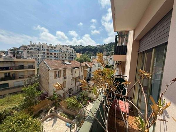 Appartement Nice St Sylvestre 3 pièces 66 m2 Terrasse Garage
