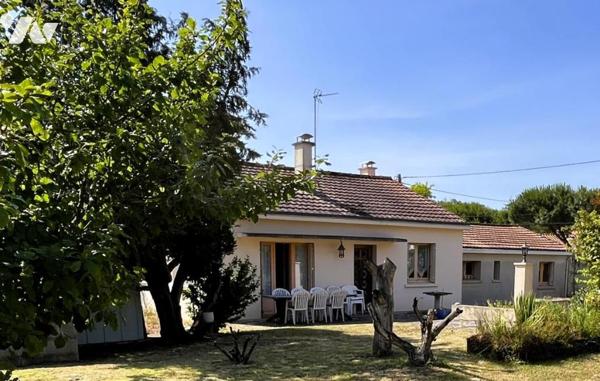 CHAUMES EN RETZ, maison de famille en lieu dit
