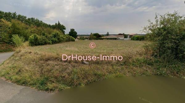 Terrain à vendre de 1 439 m²