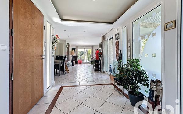 Maison à vendre    6 pièces • 200 m2 Saleilles