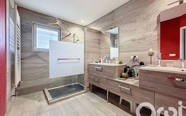 Maison à vendre    6 pièces • 200 m2 Saleilles