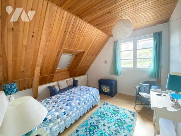 MARMANHAC, sur terrain de 4632 m², maison d'habitation comprenant RDC entrée,  chaufferie/buand...