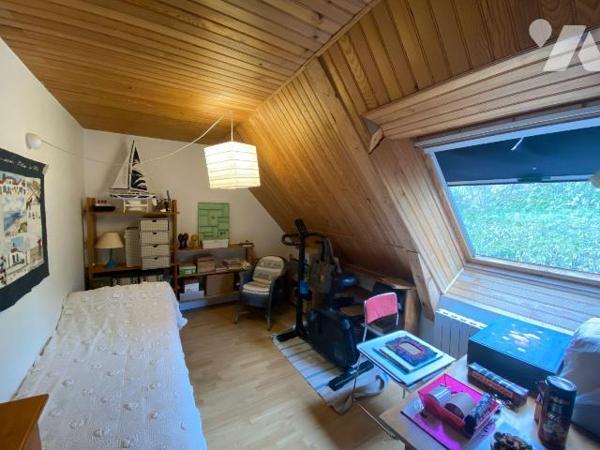 MARMANHAC, sur terrain de 4632 m², maison d'habitation comprenant RDC entrée,  chaufferie/buand...