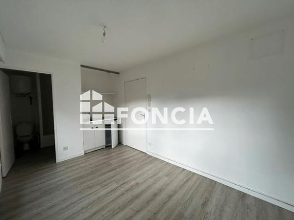 Location Studio 15.4 m² - 5 RUE CHARLES BRUNELIERE Nantes 44100