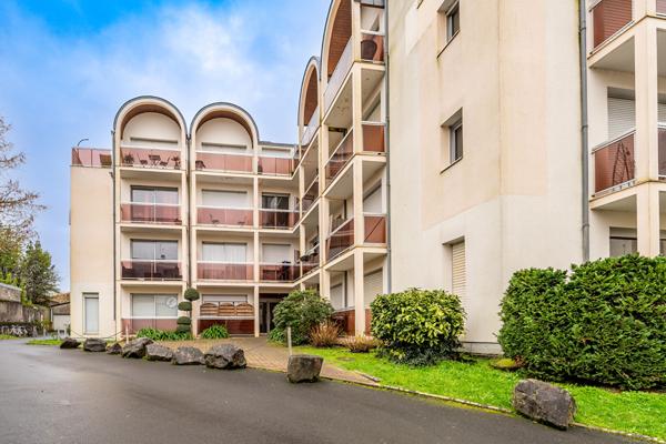 A vendre Nantes St Donatien T2 balcons ascenseur