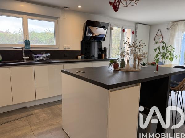 Maison à vendre 6 pièces 173 m² Chassieu