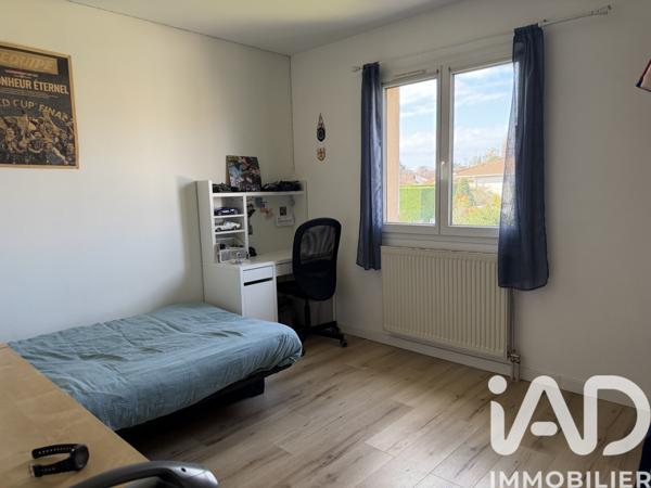 Maison à vendre 6 pièces 173 m² Chassieu