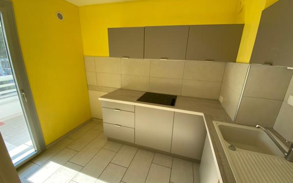 Appartement à louer    2 pièces • 55 m2 La Grande-Motte