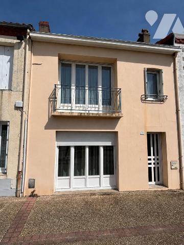 Orée d'Anjou, maison de bourg