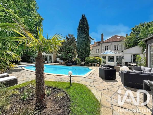 Maison à vendre 10 pièces 639,9 m² Guignes