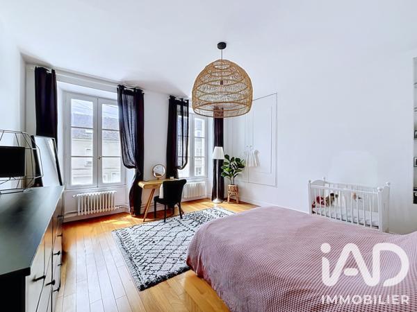 Maison à vendre 10 pièces 639,9 m² Guignes