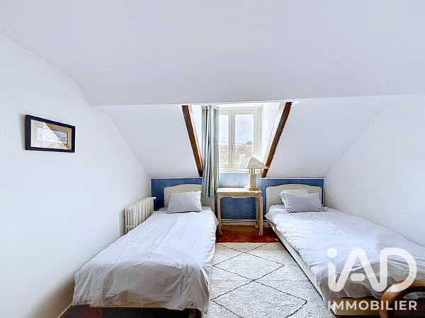Maison à vendre 10 pièces 639,9 m² Guignes