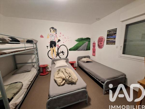 Immeuble à vendre 313 m² Venasque