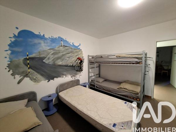 Immeuble à vendre 313 m² Venasque