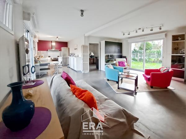 Maison Pessac 8 pièce(s) 153.10 m2