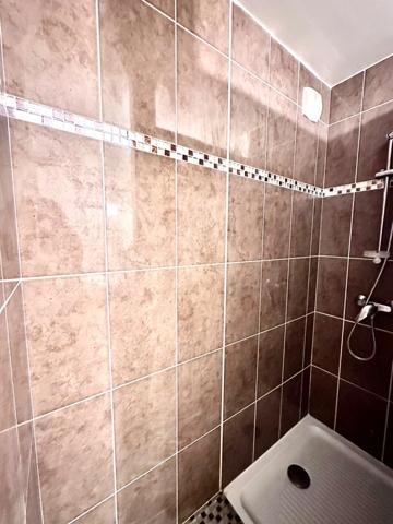 MARSEILLE 6ème, quartier Lodi , T2 de 44m2 avec Terrasse et possibilité place de parking privative en sous-sol.