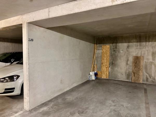 MARSEILLE 6ème, quartier Lodi , T2 de 44m2 avec Terrasse et possibilité place de parking privative en sous-sol.