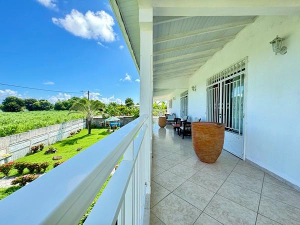 EN EXCLUSIVITE - GRANDE VILLA AVEC VUE PANORAMIQUE - SAINT FRANCOIS