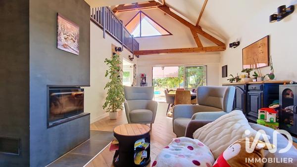 Maison à vendre 6 pièces 131 m² Dammarie-les-Lys