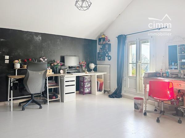 Votre agence de proximité sous présente en exclusivité cette Maison située à Châlette-sur-Loing 45120.