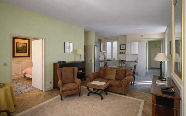 Appartement à vendre    3 pièces • 66,48 m2 Lyon 2