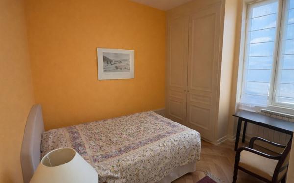 Appartement à vendre    3 pièces • 66,48 m2 Lyon 2