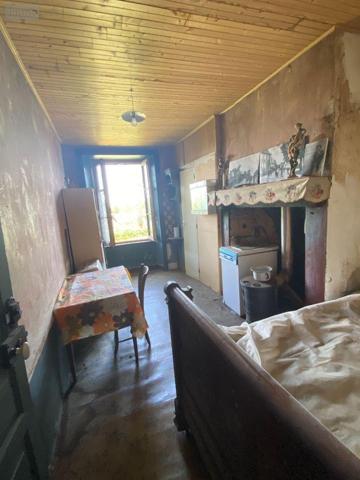 Maison à vendre à Ally dans le Cantal (15700), ref : 15060/1156