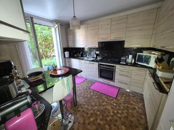 Maison Fourqueux 7 pièce(s) 140 m2 790 000 € **  - Référence  18281