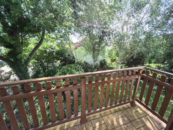 Maison Fourqueux 7 pièce(s) 140 m2 790 000 € **  - Référence  18281