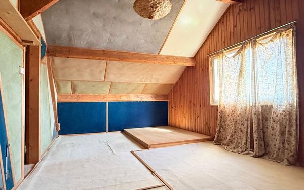 Maison à vendre    5 pièces • 92 m2 Jouy-le-Châtel