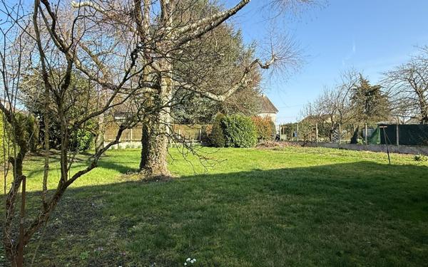 Maison à vendre    5 pièces • 92 m2 Jouy-le-Châtel