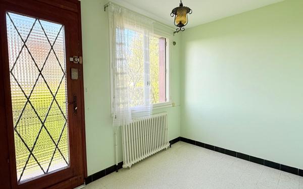 Maison à vendre    5 pièces • 92 m2 Jouy-le-Châtel