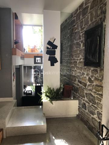 Immeuble mixte de 318 m²