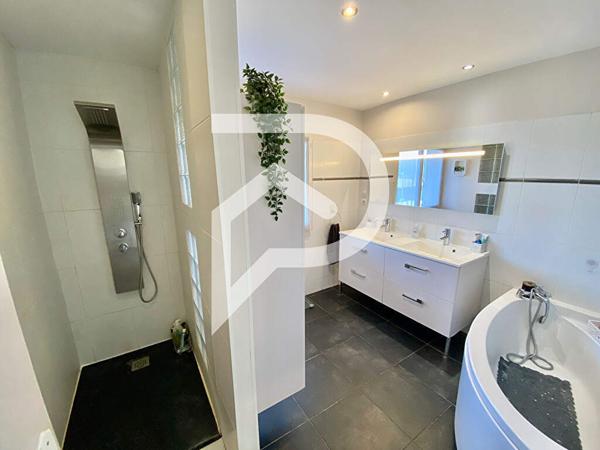 Maison 5 pièces 150 m2