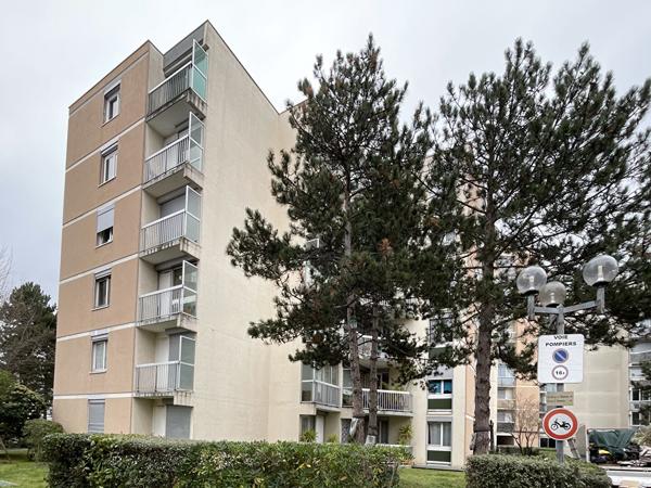 Appartement Le Kremlin Bicetre 3 pièce(s) 75 m2