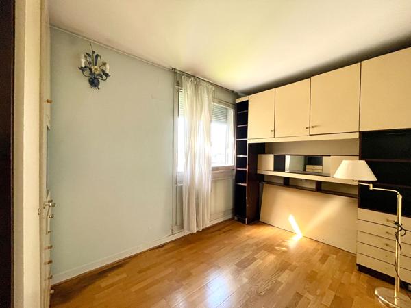 Appartement Le Kremlin Bicetre 3 pièce(s) 75 m2