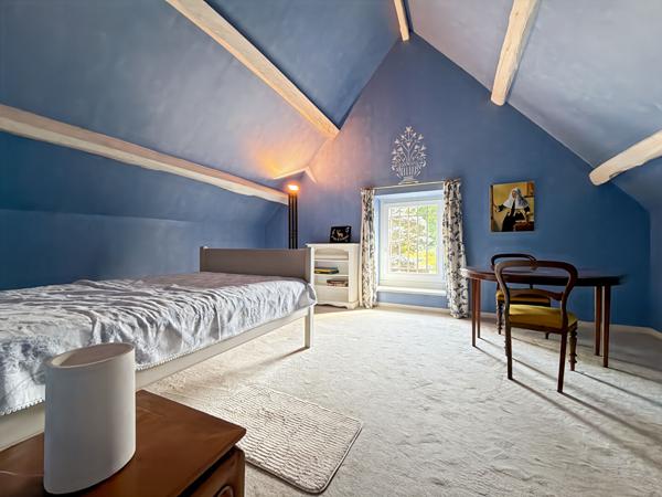 Magnifique propriété du XVIII sur un parc de 2 807m²