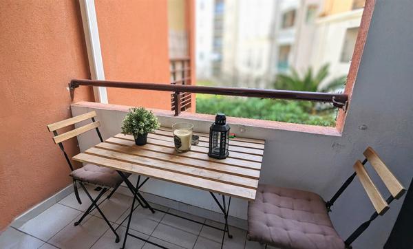 studio +parking +terrasse  RIVES DU LEZ / FAC RICHTER