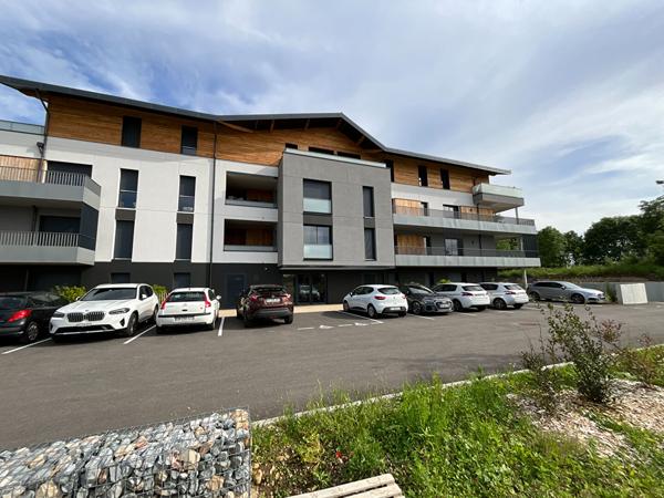 APPARTEMENT T2 ETAT NEUF AVEC TERRASSE ET PARKING PRIVATIF EN SOUS-SOL 25300 DOUBS PONTARLIER/ PONTARLIER