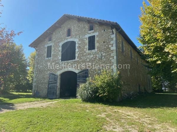 Entre Auch et Fleurance / Maison gasconne de 230m2 + chai en pierre de 320m2